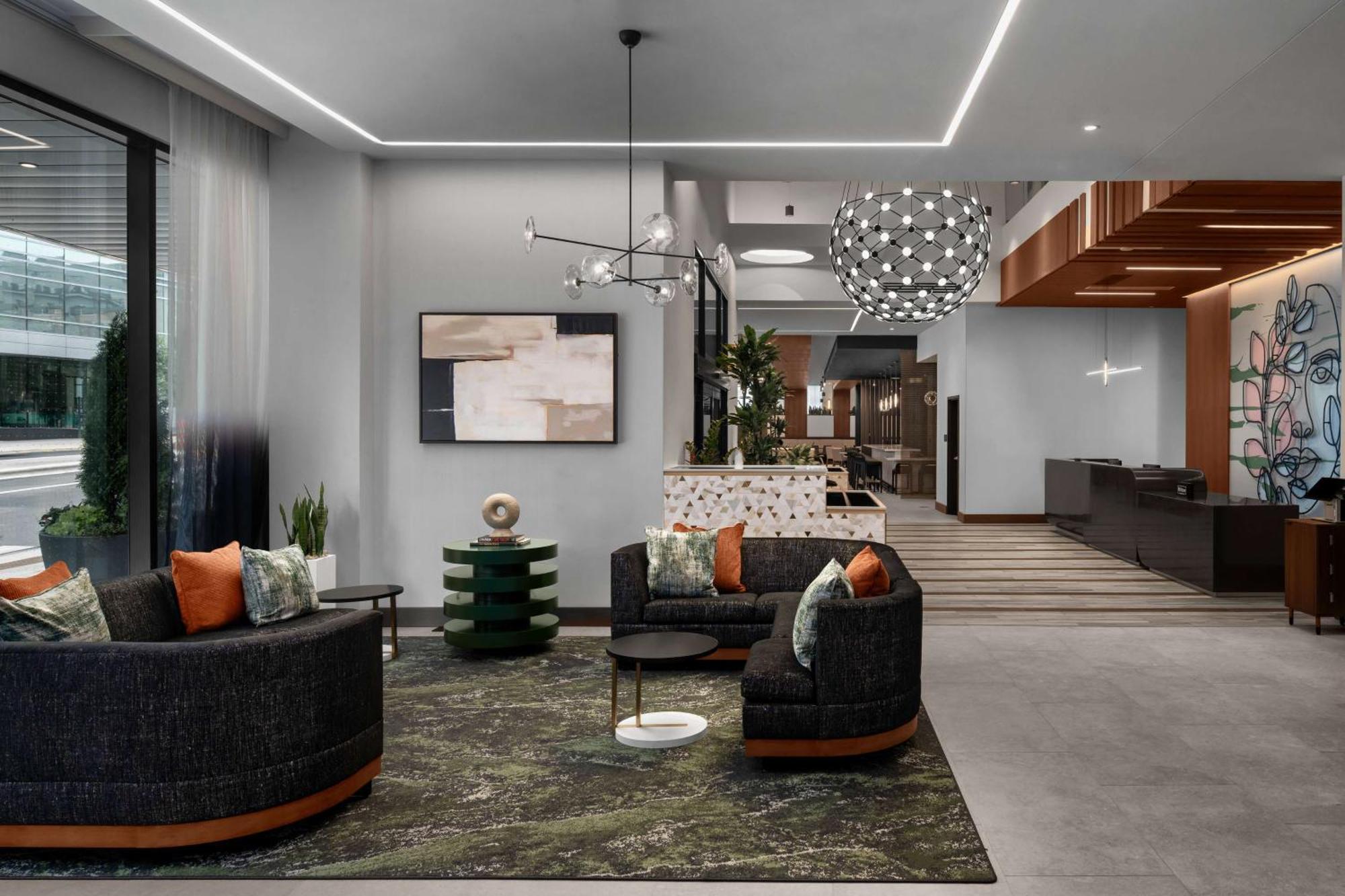 Embassy Suites By Hilton Madison Downtown Екстериор снимка