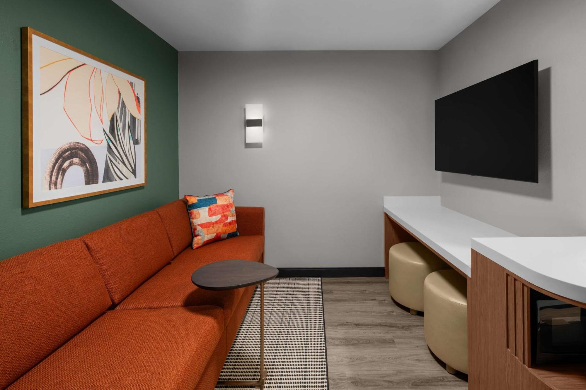 Embassy Suites By Hilton Madison Downtown Екстериор снимка